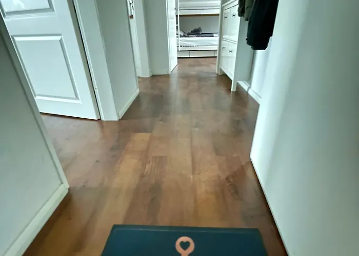 Geschmackvolle Ferienwohnung zentral und strandnah gelegen. WLAN kostenlos. Norderney
